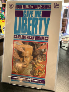 (Back Issue) Give Me Liberty: An American Dream #4 - Comic Book